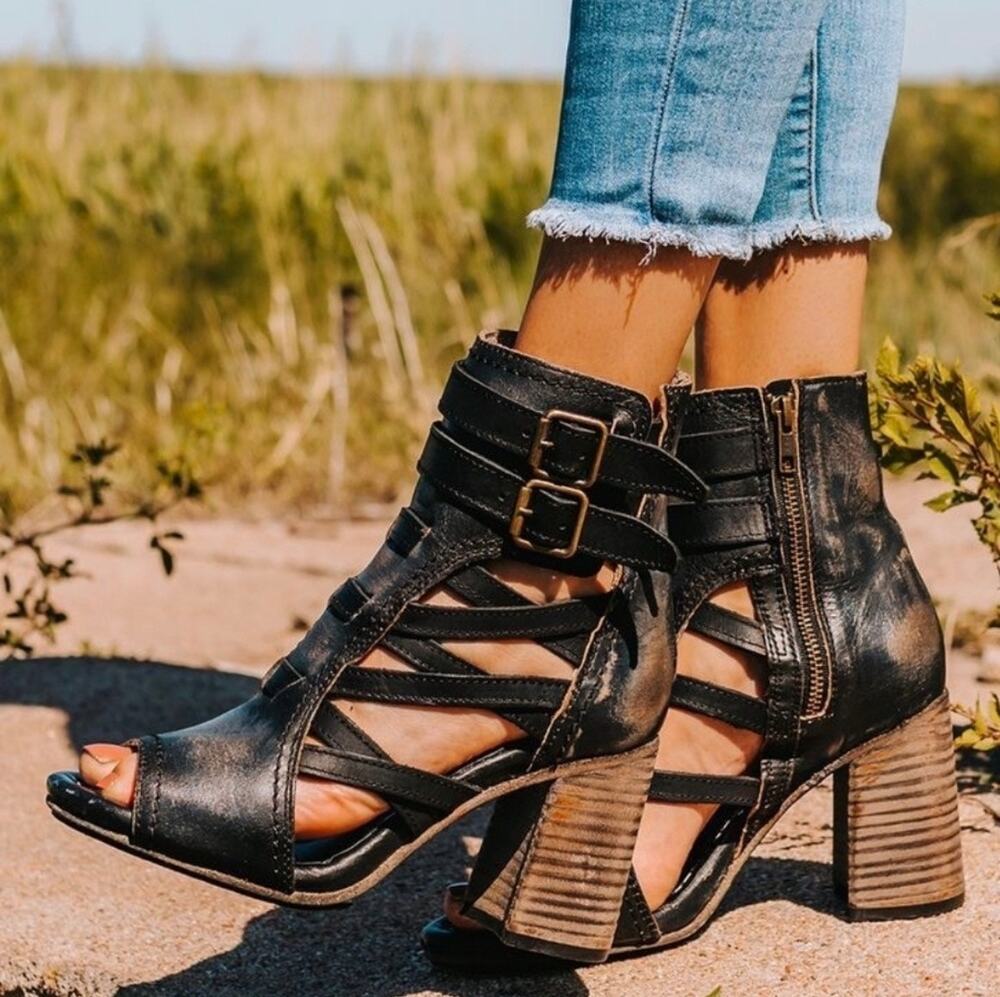 FREEBIRD by Steven Tiara Block Heel Booties 9 Black
